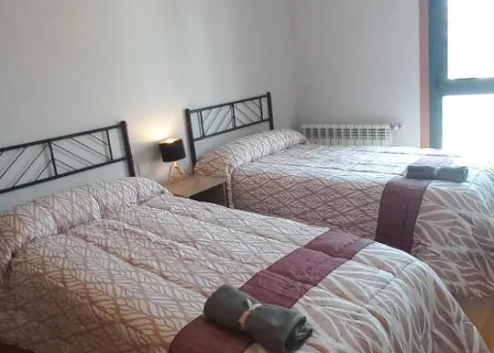 Apartment Con 2 Dormitorios, Garaje Y Terraza Junto A *